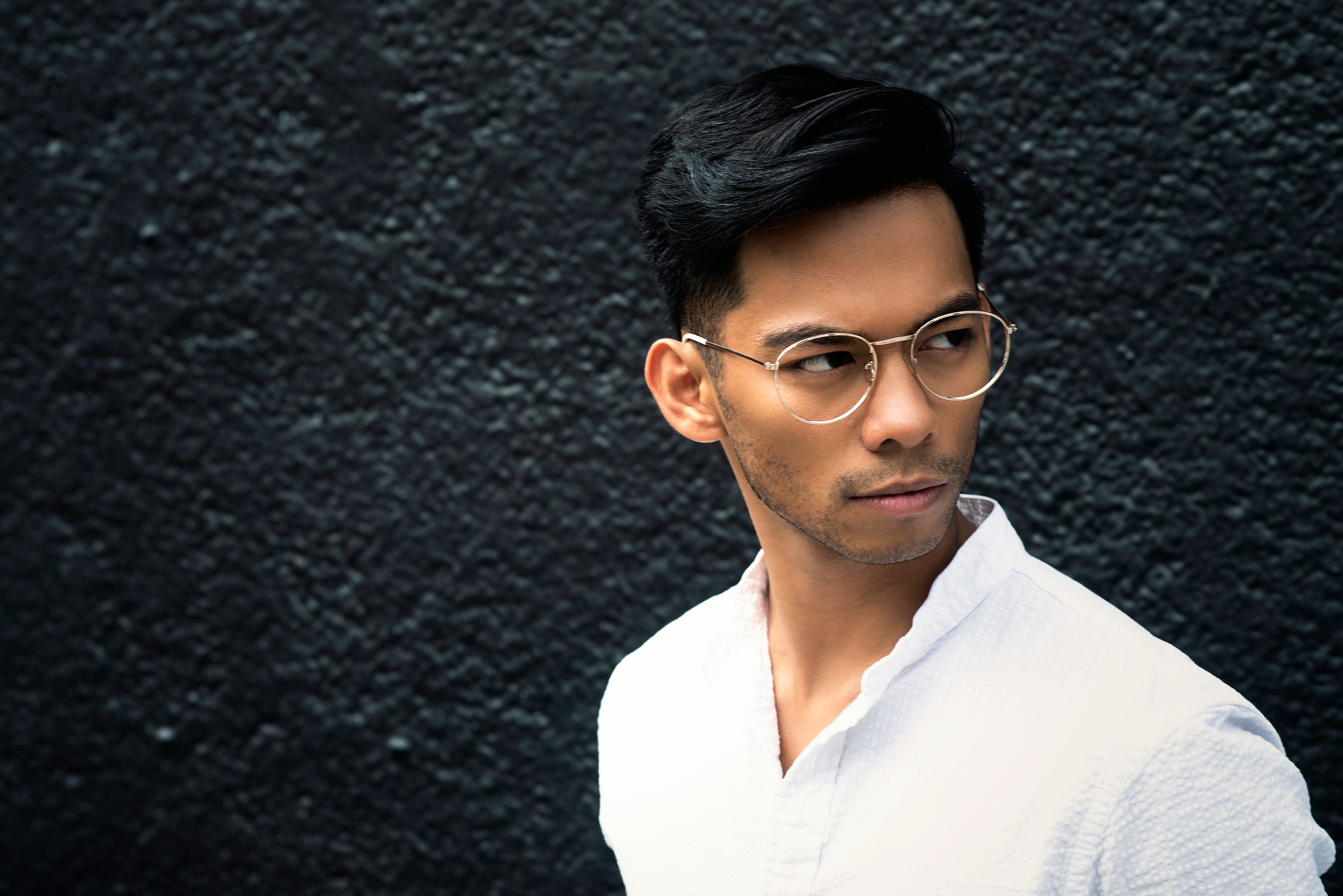 <em><strong> Carlos R. </strong></em>